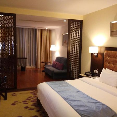 Benjoy Hotel - Jinqiao Branch Σανγκάη Εξωτερικό φωτογραφία