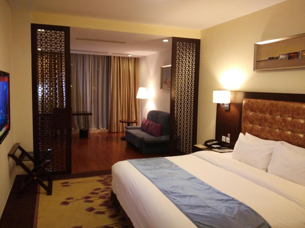 Benjoy Hotel - Jinqiao Branch Σανγκάη Εξωτερικό φωτογραφία
